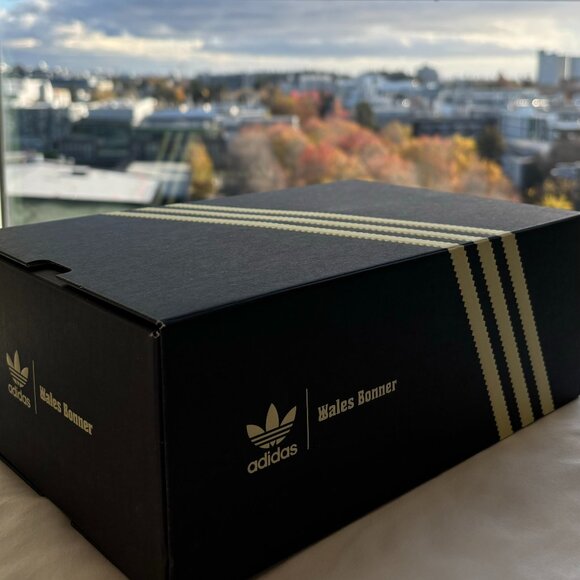 Wales Bonner x Adidas Sambas - Picture 4 of 4
